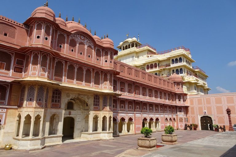 city-palace-4527390_1280